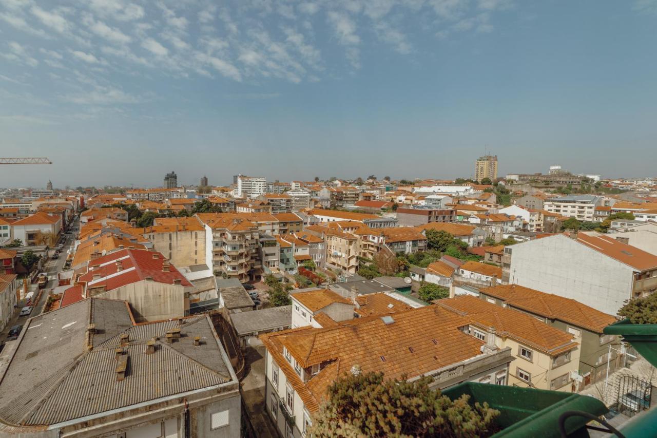 شقة Downtown Grand Tower View By Vacationy بورتو المظهر الخارجي الصورة