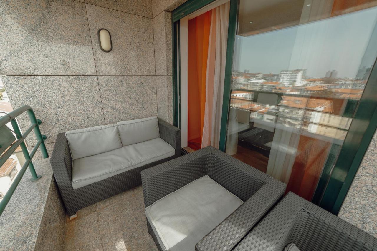 شقة Downtown Grand Tower View By Vacationy بورتو المظهر الخارجي الصورة