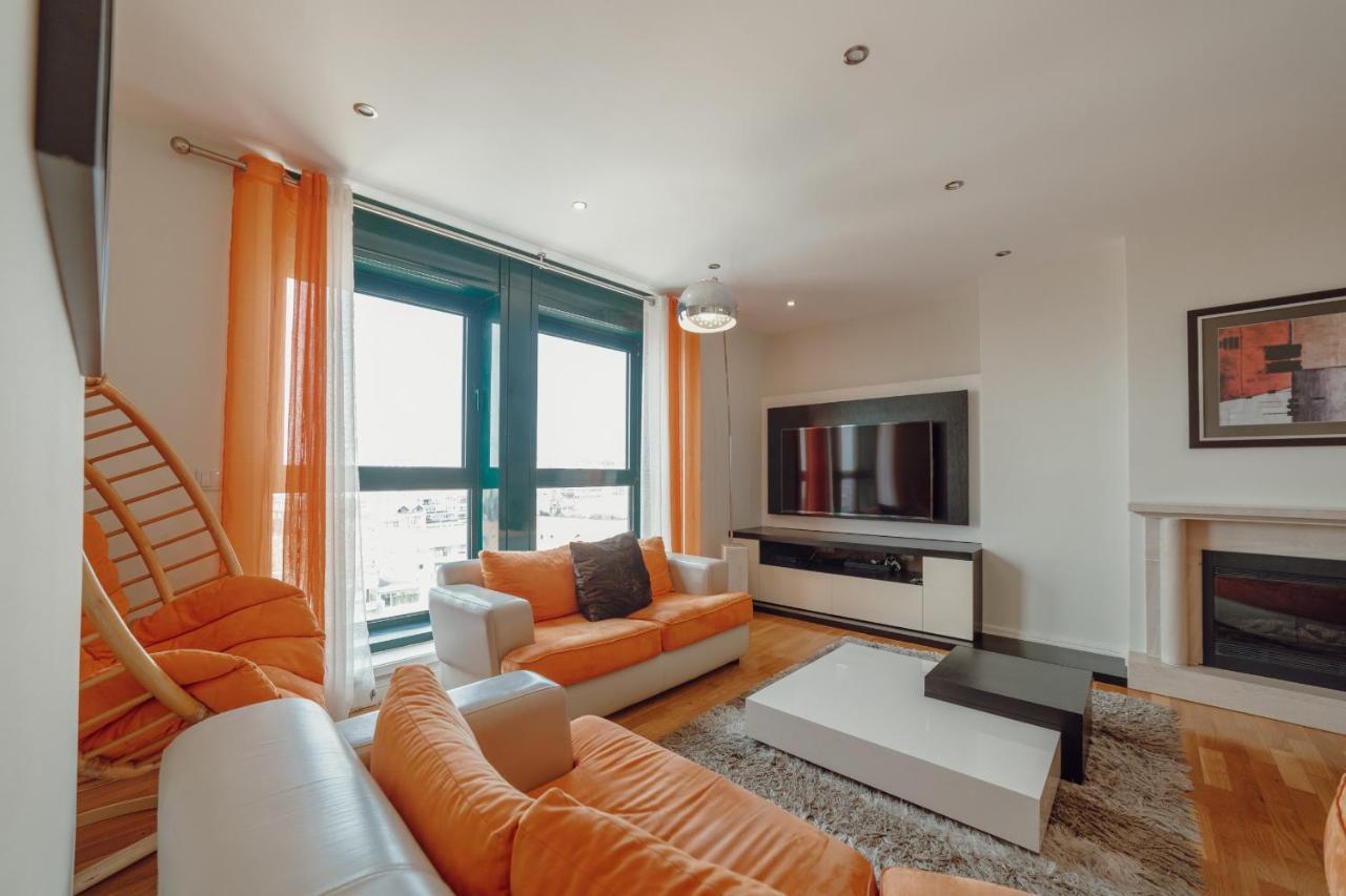 شقة Downtown Grand Tower View By Vacationy بورتو المظهر الخارجي الصورة